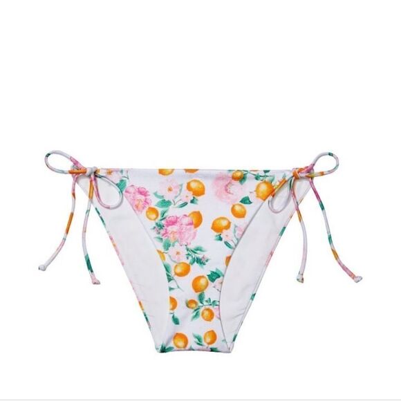 Victoria's Secret Bikini  - Picture 3 of 3